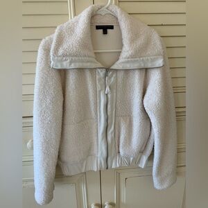 Banana Republic Off-White Serpa Textured Knit.